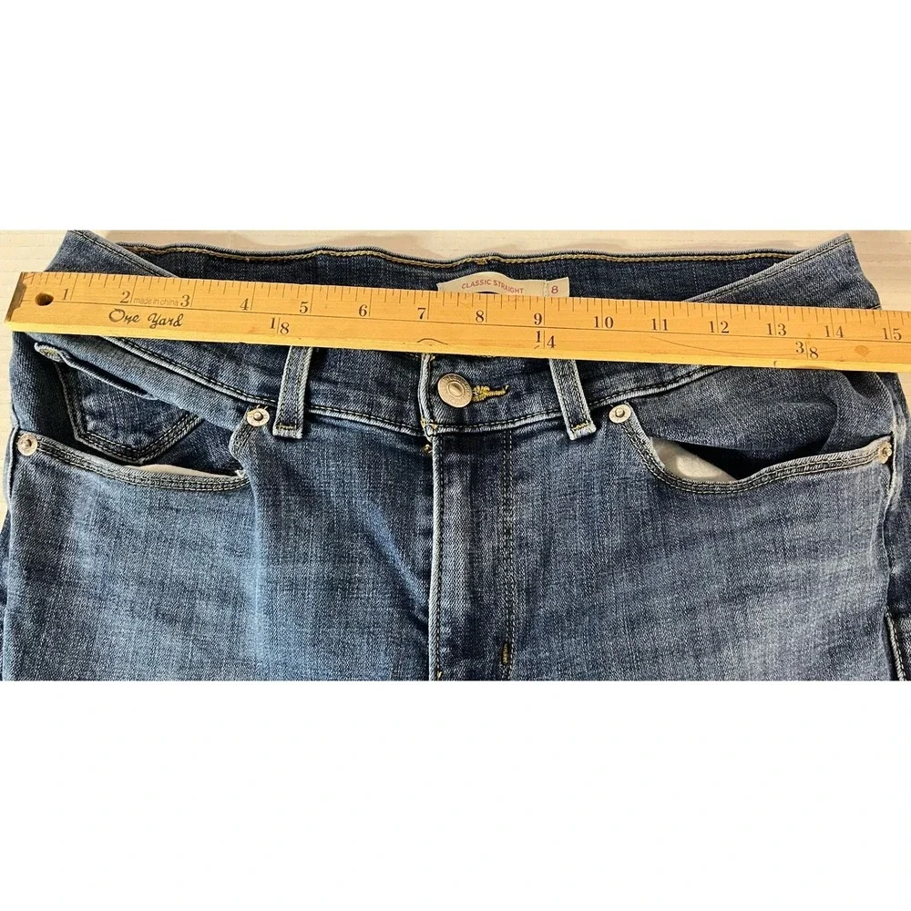 Levi's Classic Straight Jeans Women 8 Medium‎ Wash Denim Stretch W29 L30